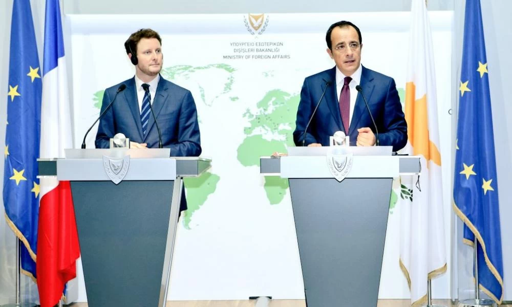 "Αδειάζει" και η Γαλλία την Κύπρο: "Μην μπλοκάρετε τις κυρώσεις κατά Λευκορωσίας"